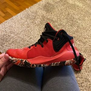 Youth Under Armour boys basketball shoes